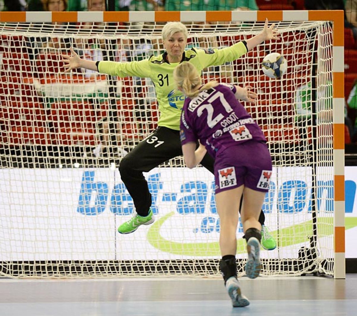 140507105857-handball-x158162-tk3-0086-single-image-cut.jpg