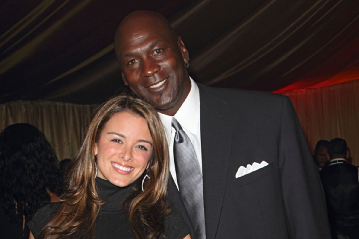 Michael Jordan, wife Yvette birth of twin daughters Sports