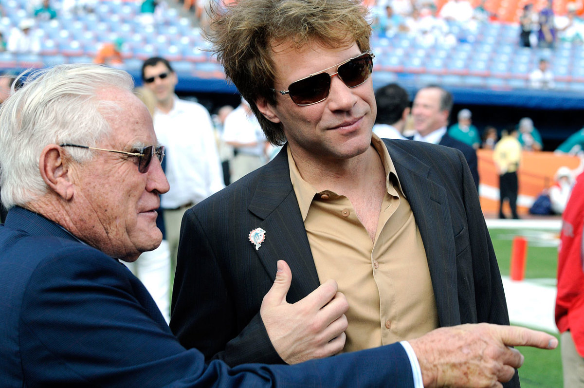 2009-0104-jon-bon-jovi-don-shula.jpg