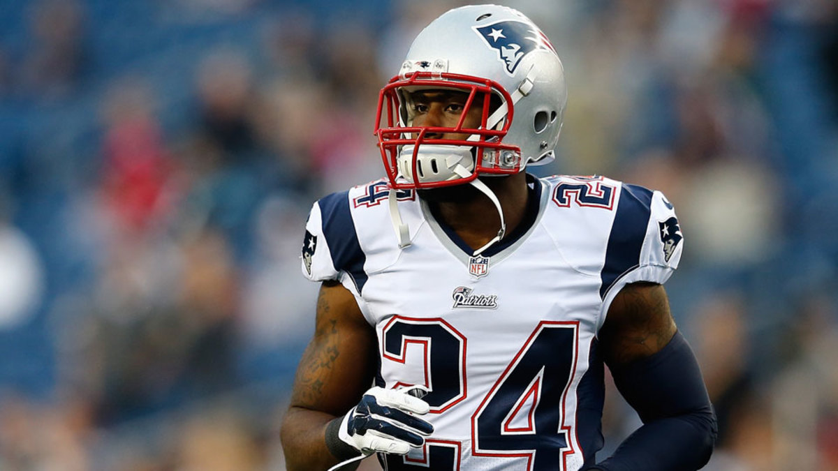 Darrelle Revis sent home from Patriots practice by Bill Belichick