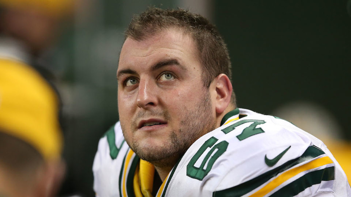 Report: Green Bay Packers offensive tackle Don Barclay tears ACL in ...