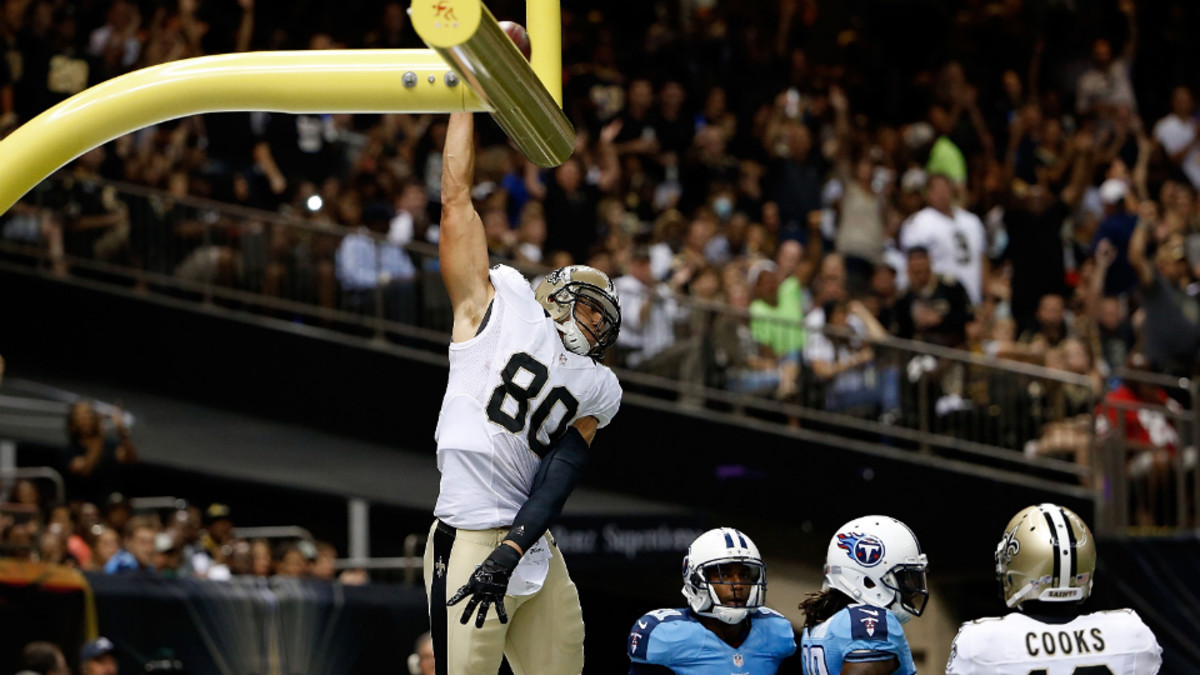 Jimmy Graham Celebration after his TD, party, Jimmy Graham, Chest bumps  for everybody after that Jimmy Graham TD 