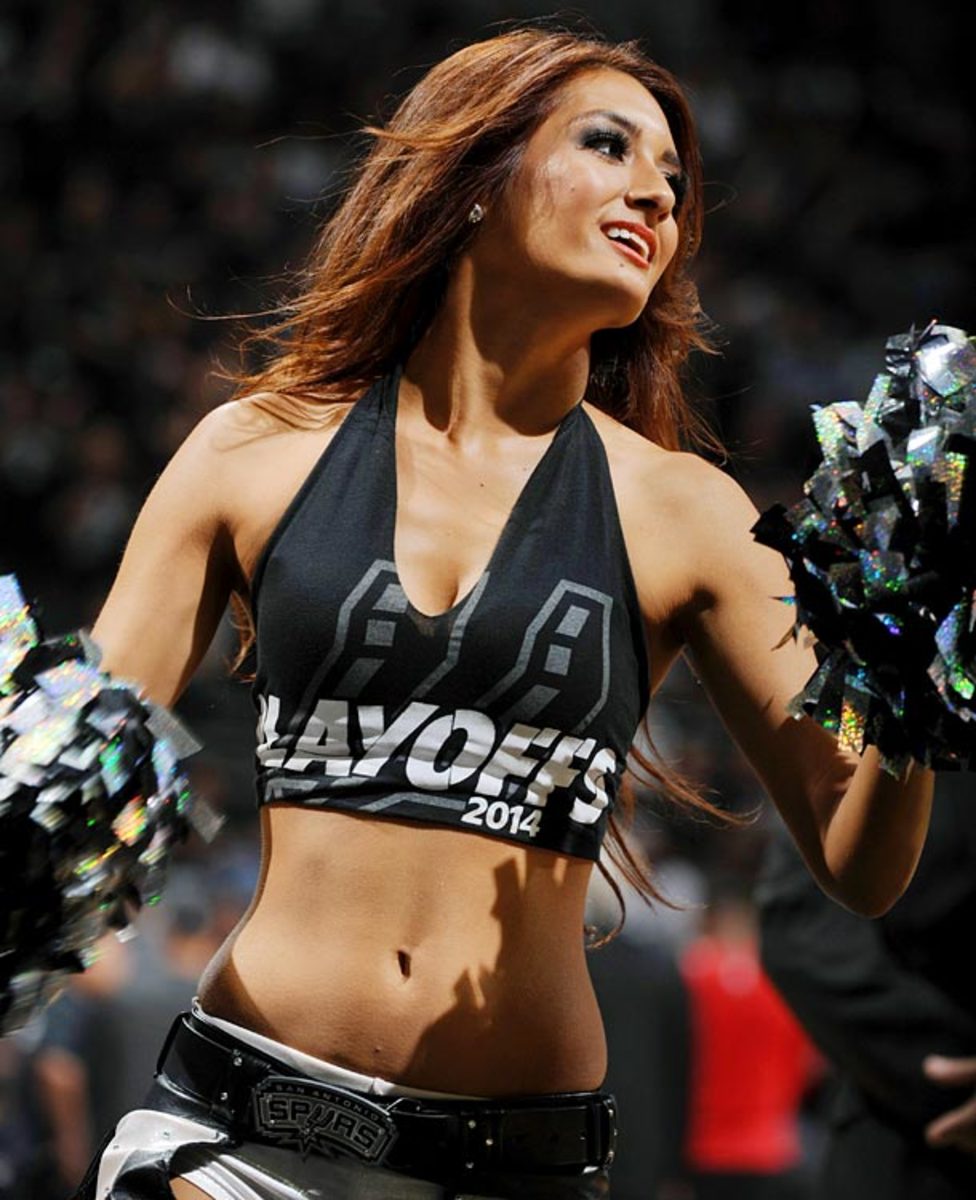 140602144617-san-antonio-spurs-silver-dancers-488841507-single-image-cut.jpg