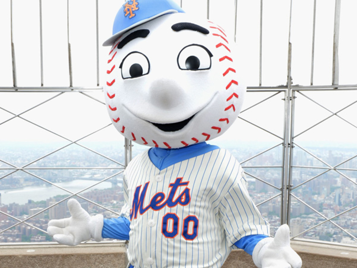 Mr. Met, whose Klout score is probably already better than yours.
