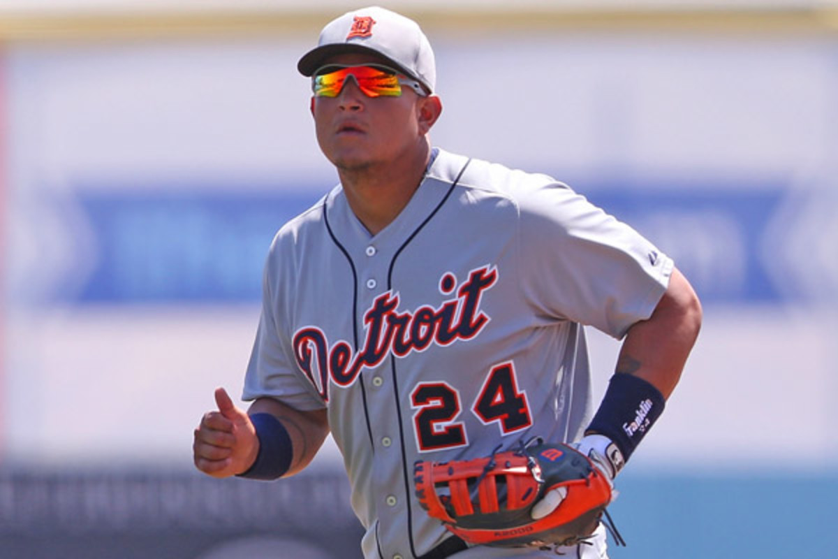 Miguel Cabrera set to earn record $292 million with Detroit Tigers - Los  Angeles Times