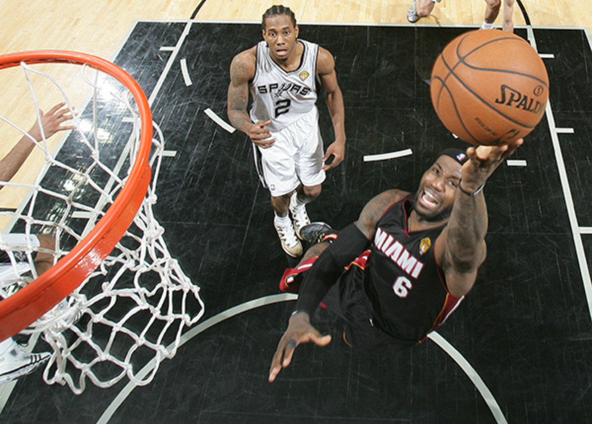 LeBron James, Heat survive physical Bulls in Game 3