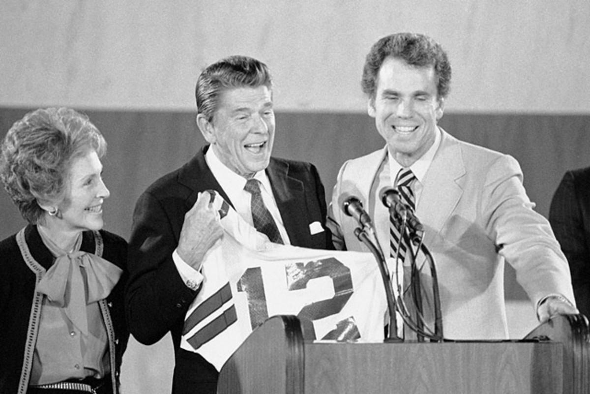 140605104750-1980-nancy-ronald-reagan-roger-staubach-single-image-cut.jpg