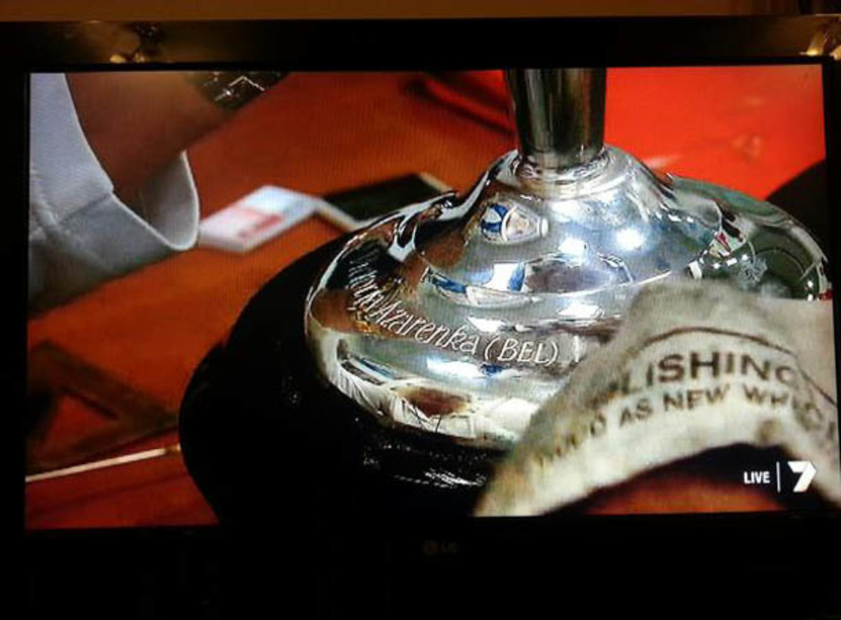 Victoria Azarenka's Australian Open trophy has unfortunate ...