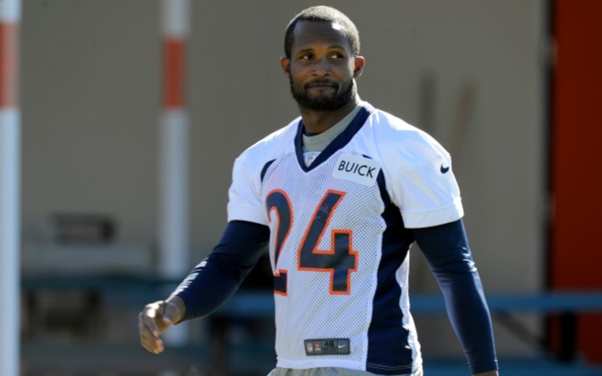 A preseason foot injury is still keeping cornerback Champ Bailey sidelined. (John Leyba/Getty Images)