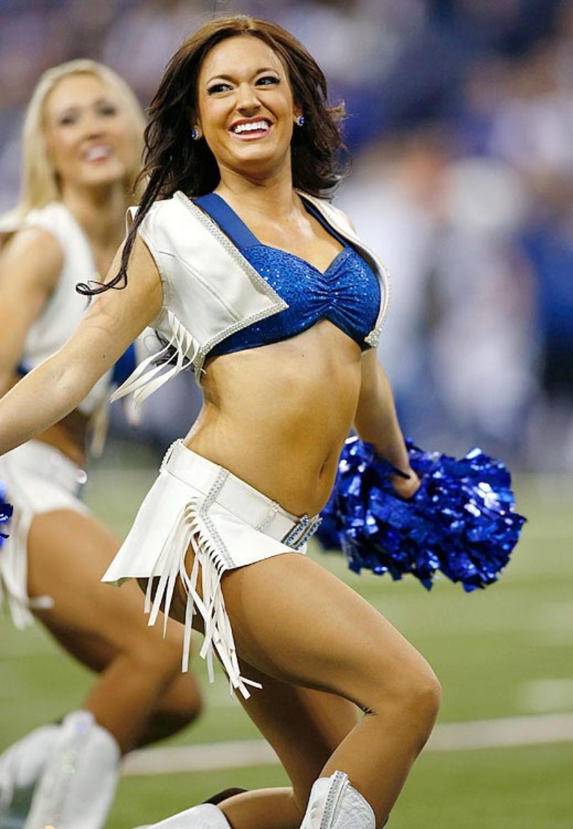 131230171746-indianapolis-colts-cheerleaders-dbf13122901jaguarsr-at-colts20-single-image-cut.jpg