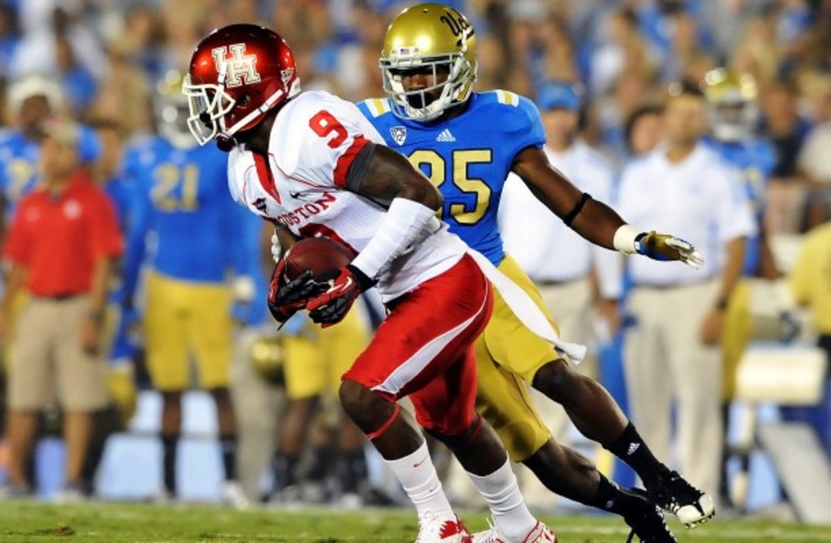 Dewayne Peace had 54 catches last season for the University of Houston. (Cal Sport Media via AP Images)