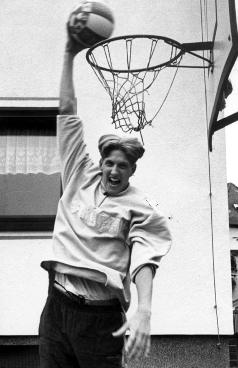 Rare Footage of Young Dirk Nowitzki Playing Point-Center at the