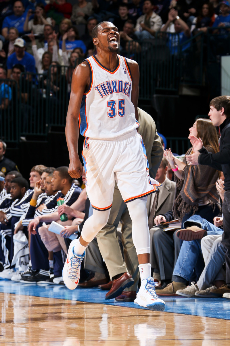 Kevin Durant and the Thunder beat the Nuggets in a laugher. (Layne Murdoch/NBAE via Getty Images)