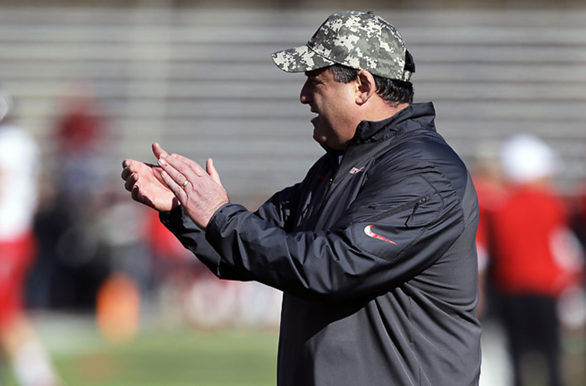 Rutgers defensive coordinator Dave Cohen is accused of bullying a redshirt freshman.