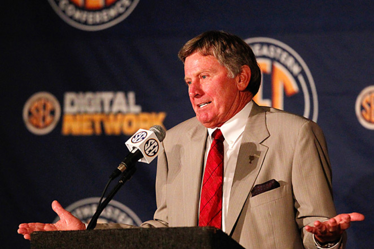 Steve Spurrier is coming off an 11-2 season and a 2013 Outback Bowl win with South Carolina. 