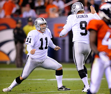 Raiders' Sebastian Janikowski, Marquette King working hard