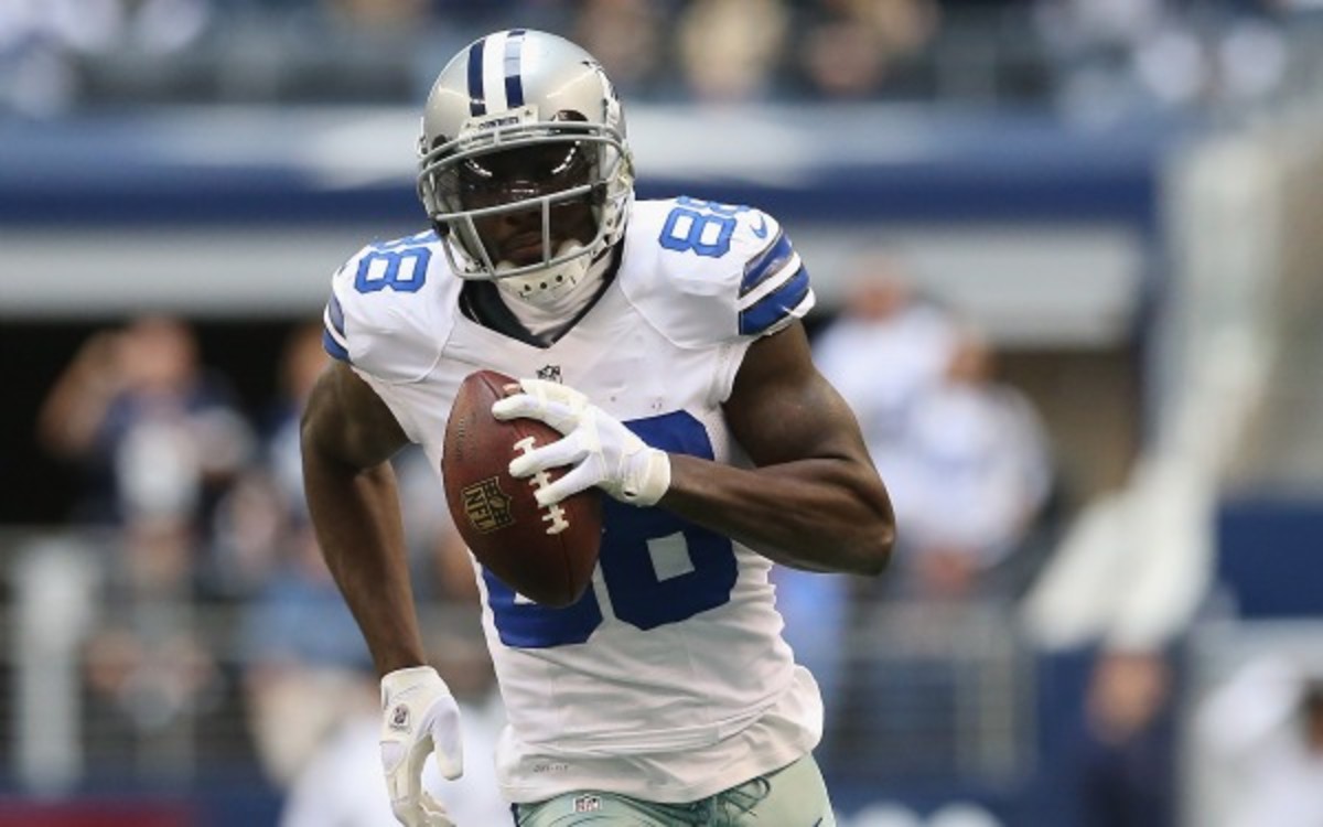 Cowboys WR Dez Bryant fined for throat-slash gesture - Sports Illustrated