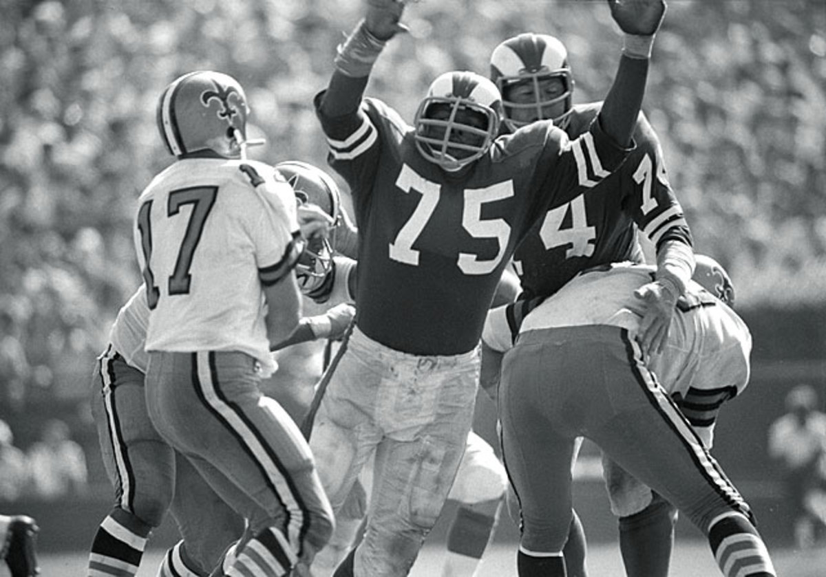 Deacon Jones, Defensive End for the San Diego Chargers, is seen in this 1973  photo. (AP Photo Stock Photo - Alamy