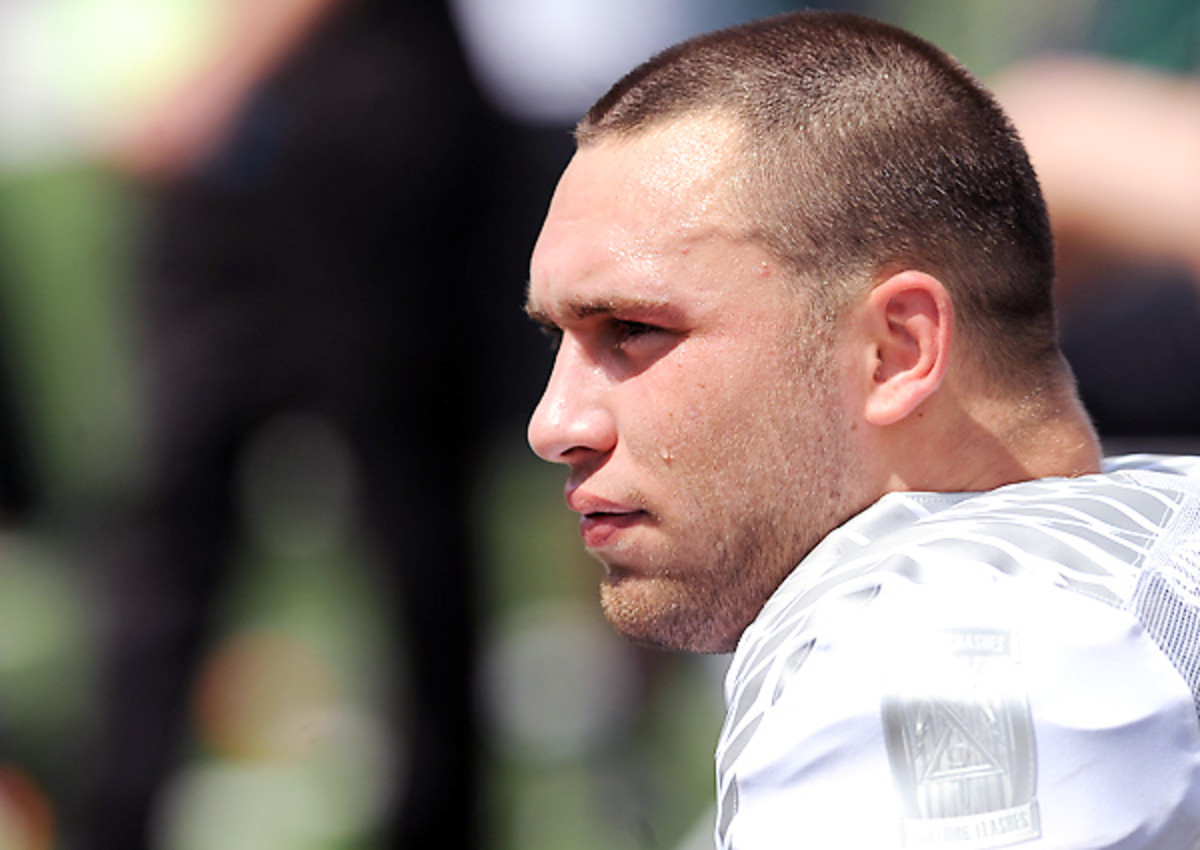 Colt Lyerla played in just three games this season before withdrawing from Oregon.