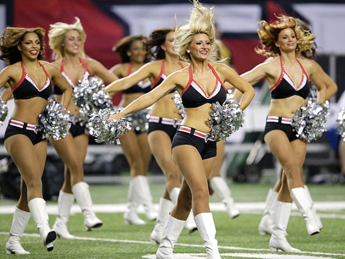 SI.com: NFL Cheerleaders Preseason Week 4 – Ultimate Cheerleaders