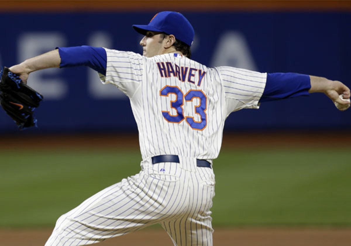Matt Harvey loses perfect game but accomplishes even rarer feat - Sports  Illustrated