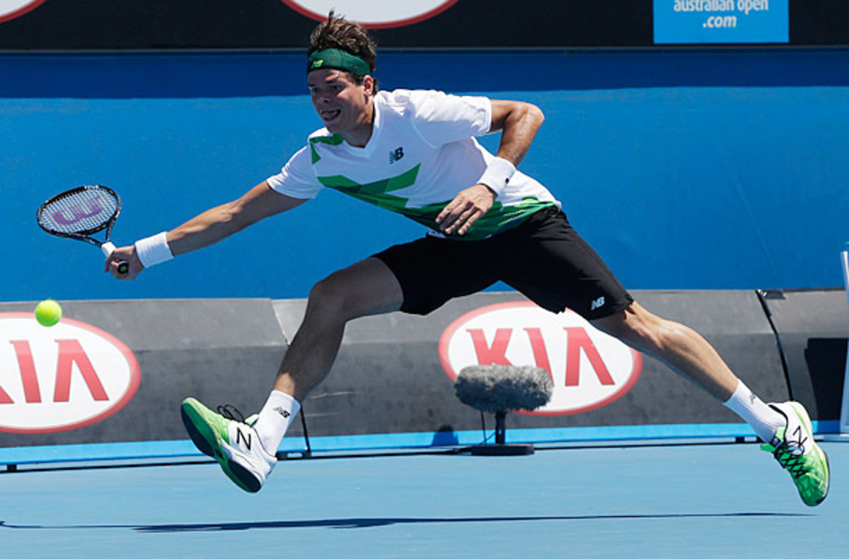 milos-raonic-outfit