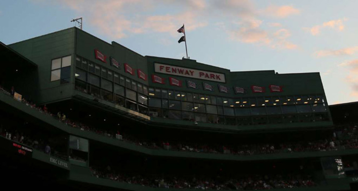 130405194939-fenwaypark-040513-single-image-cut.jpg