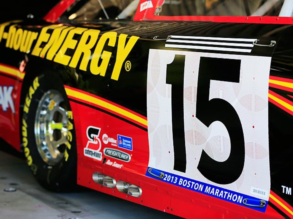 ENERGY Toyota of Clint Bowyer