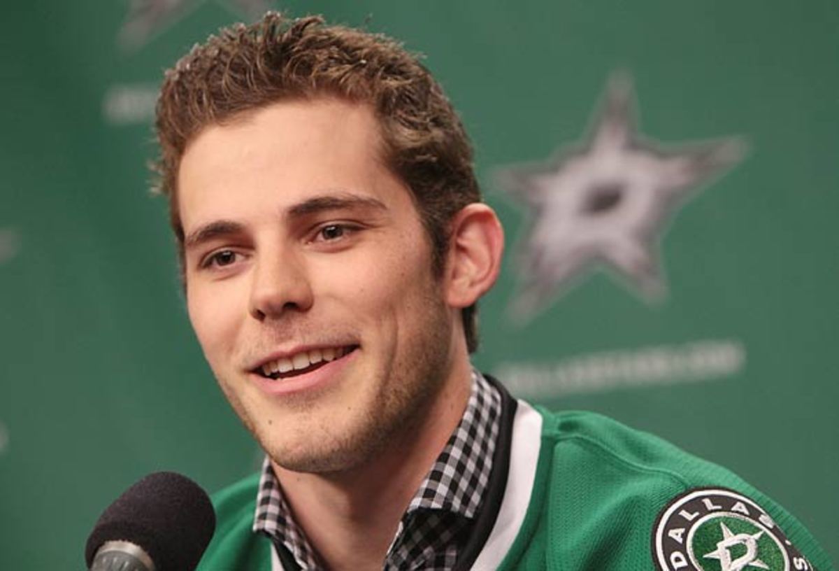 Tyler Seguin is introduced to the media in Dallas.