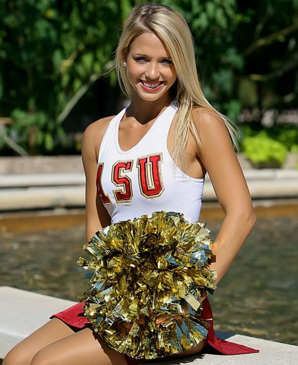 FC Cheerleader of the Week: Emma