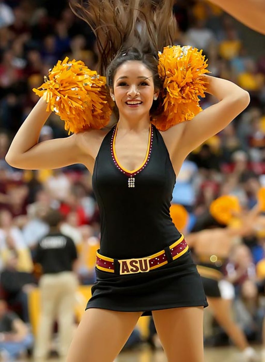 Cheerleader of the Week: Marshe - Sports Illustrated