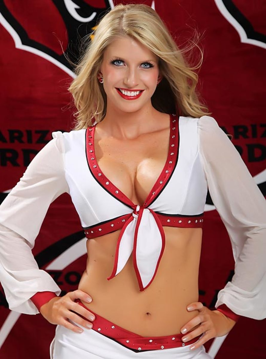 Cheerleader of the Week: Jennifer - Sports Illustrated