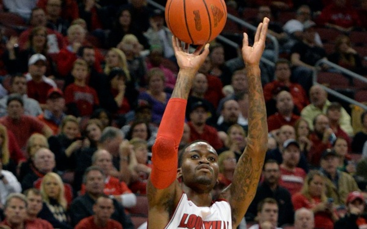 Louisville's Kevin Ware returns in exhibition; logs 10 minutes, scores