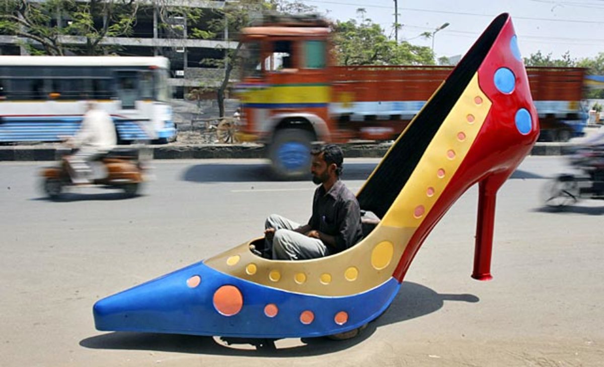 Shoe car