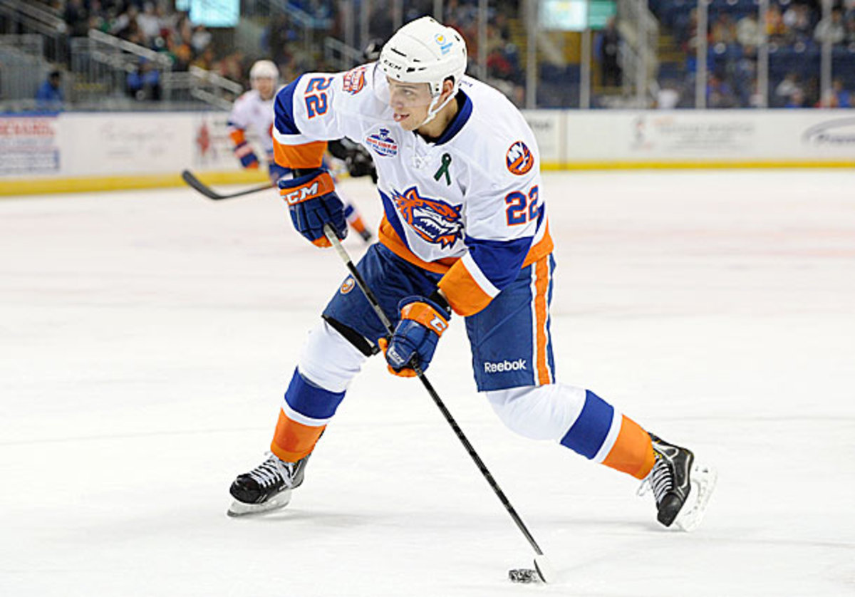 Report: Nino Niederreiter Requests Trade From Islanders - Sports