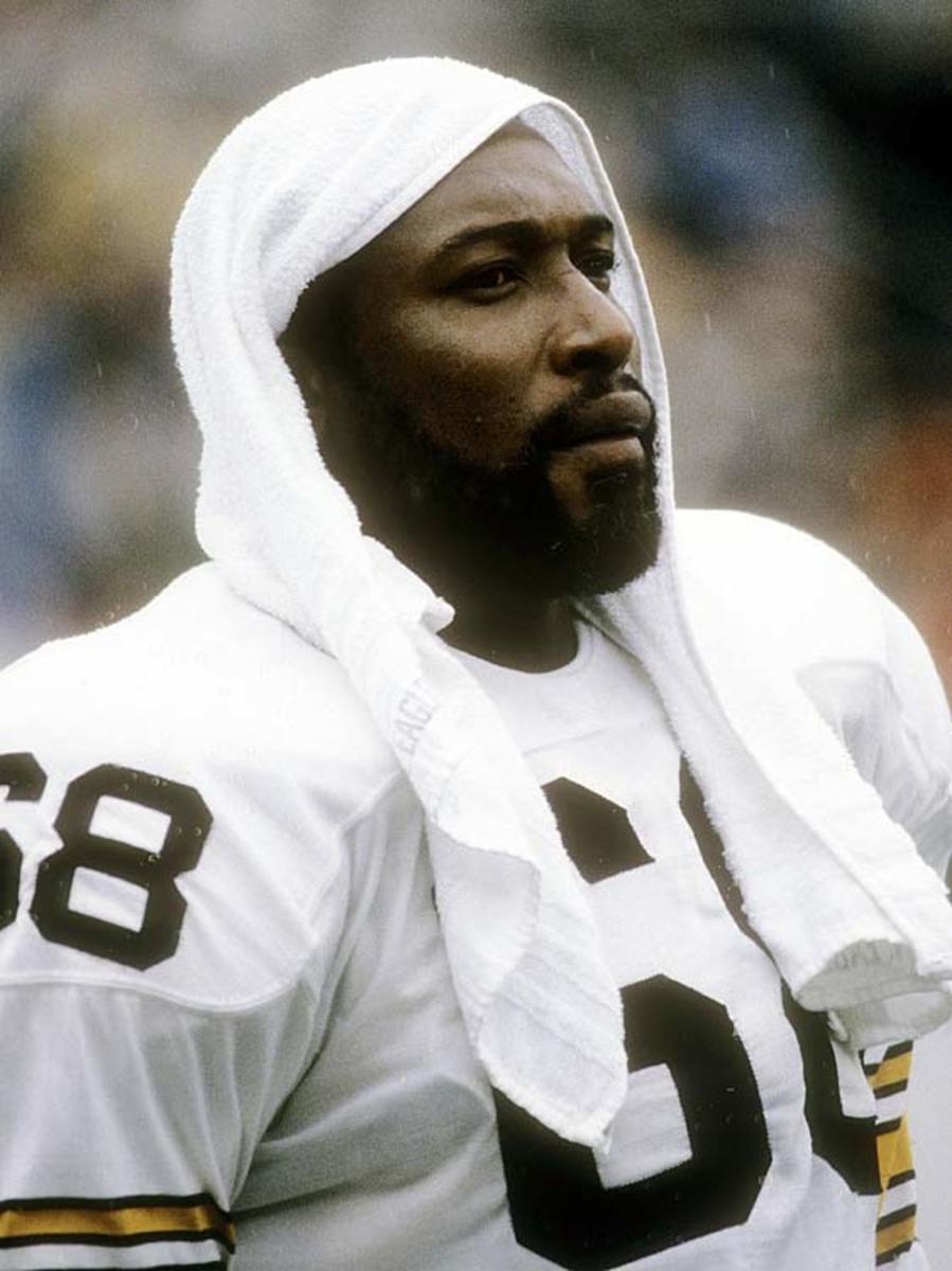 Rare Photos from the 1980 NFL Season - SI.com Photos  Oakland raiders  football, Raiders football, Raiders players