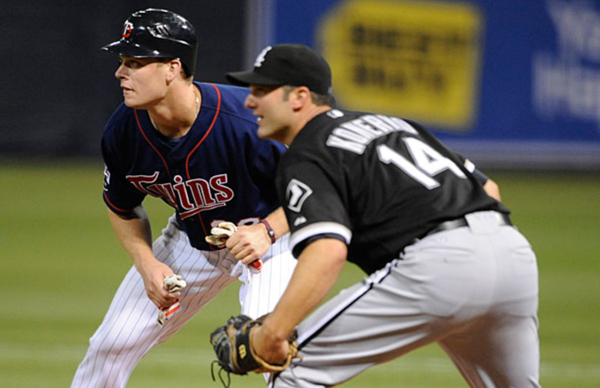 Justin Morneau gets $13 million over two years from Rockies to