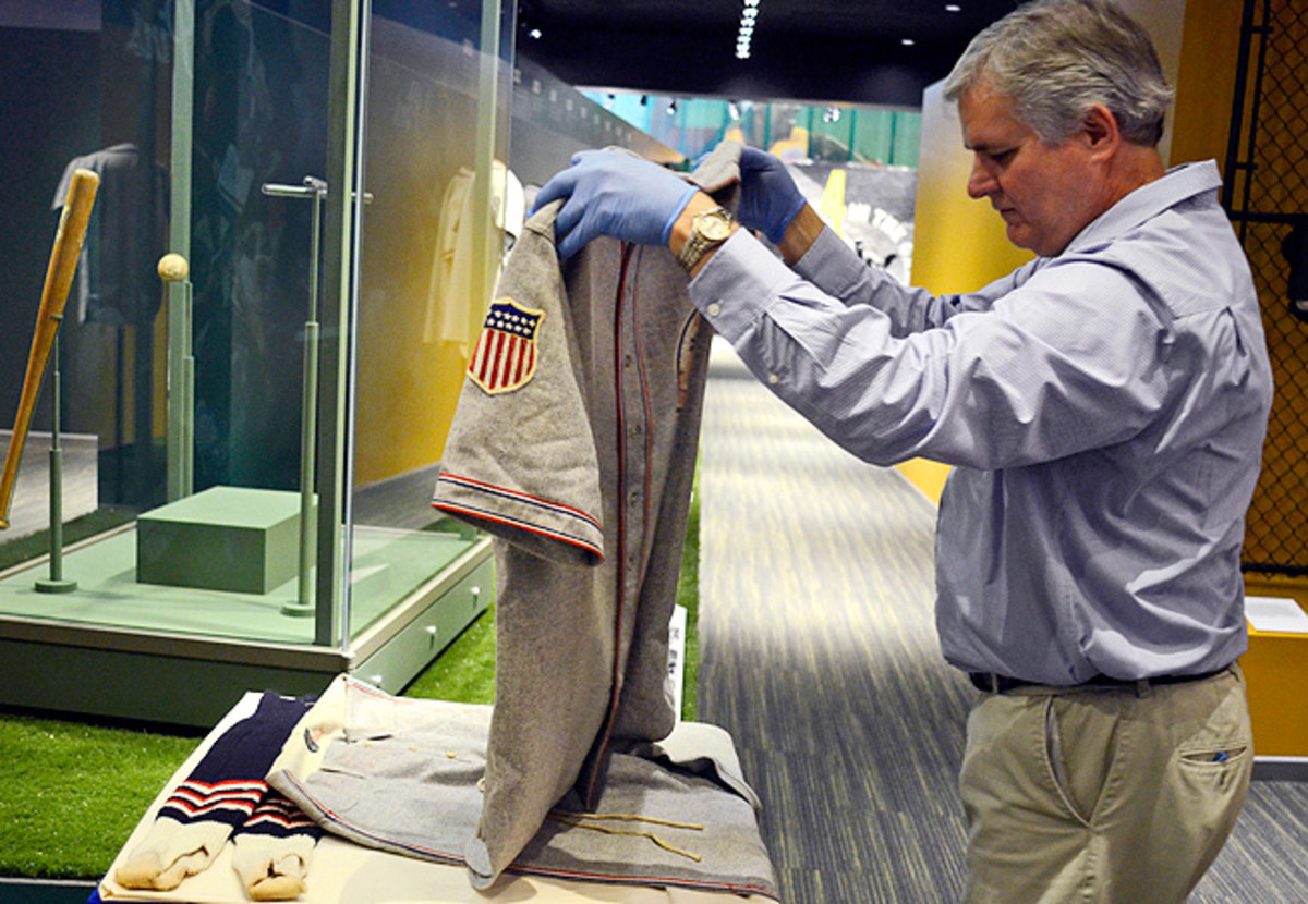 Uniform worn by Babe Ruth on loan to Little League Baseball museum - Sports  Illustrated