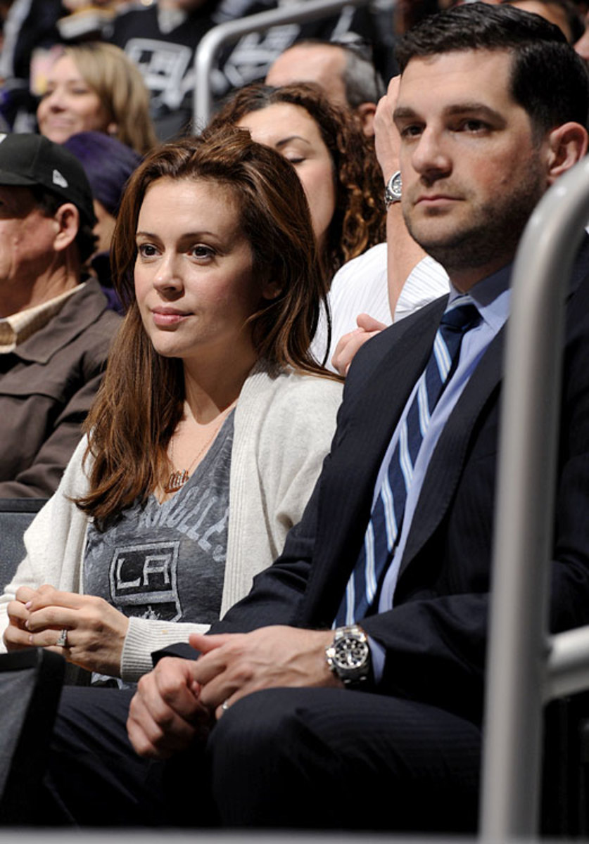 130311120321-alyssa-milano-dave-bugliari-single-image-cut.jpg