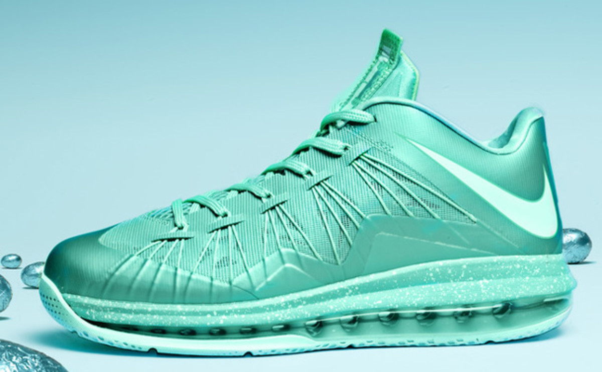 Nike unveils Easter sneakers for LeBron 