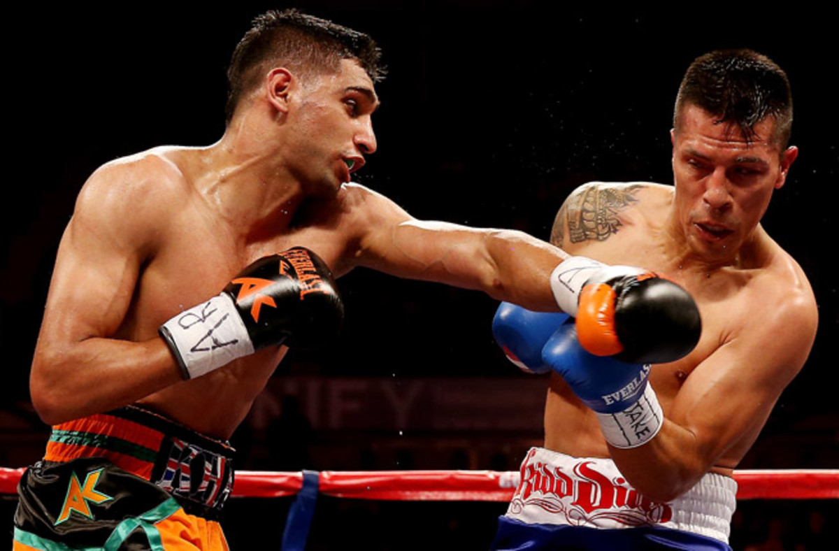 Amir Khan trumps Julio Diaz, Deontay Wilder KO's Audley Harrison ...