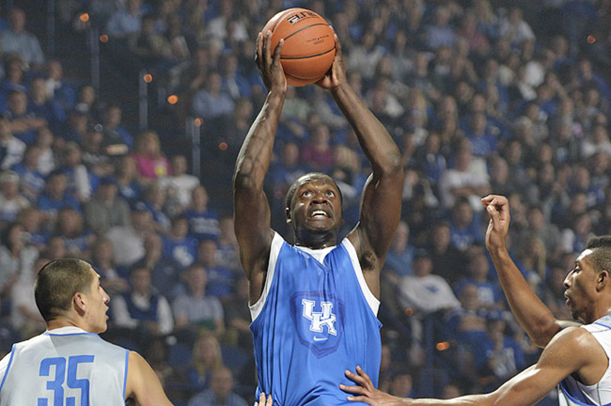 Randle scored 21 as the Blue squad cruised past the White 99-71 in Kentucky's Blue-White scrimmage.