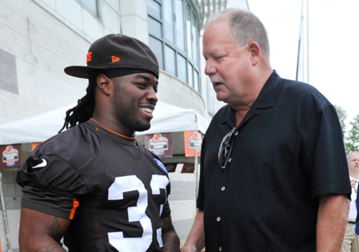 Richardson gives pregame talk