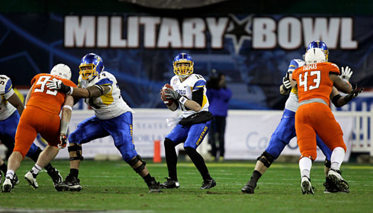 The American Athletic Conference and the Military Bowl have agreed to a six-year deal beginning in '14.