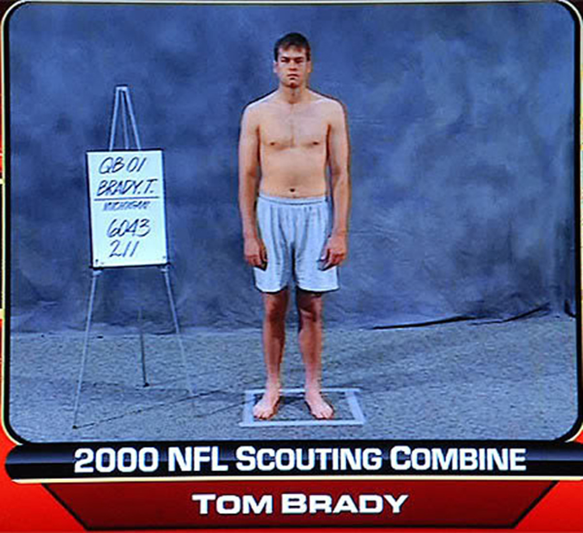 Bucs Center Wears Tom Brady NFL Combine Photo on T-Shirt to Super Bowl
