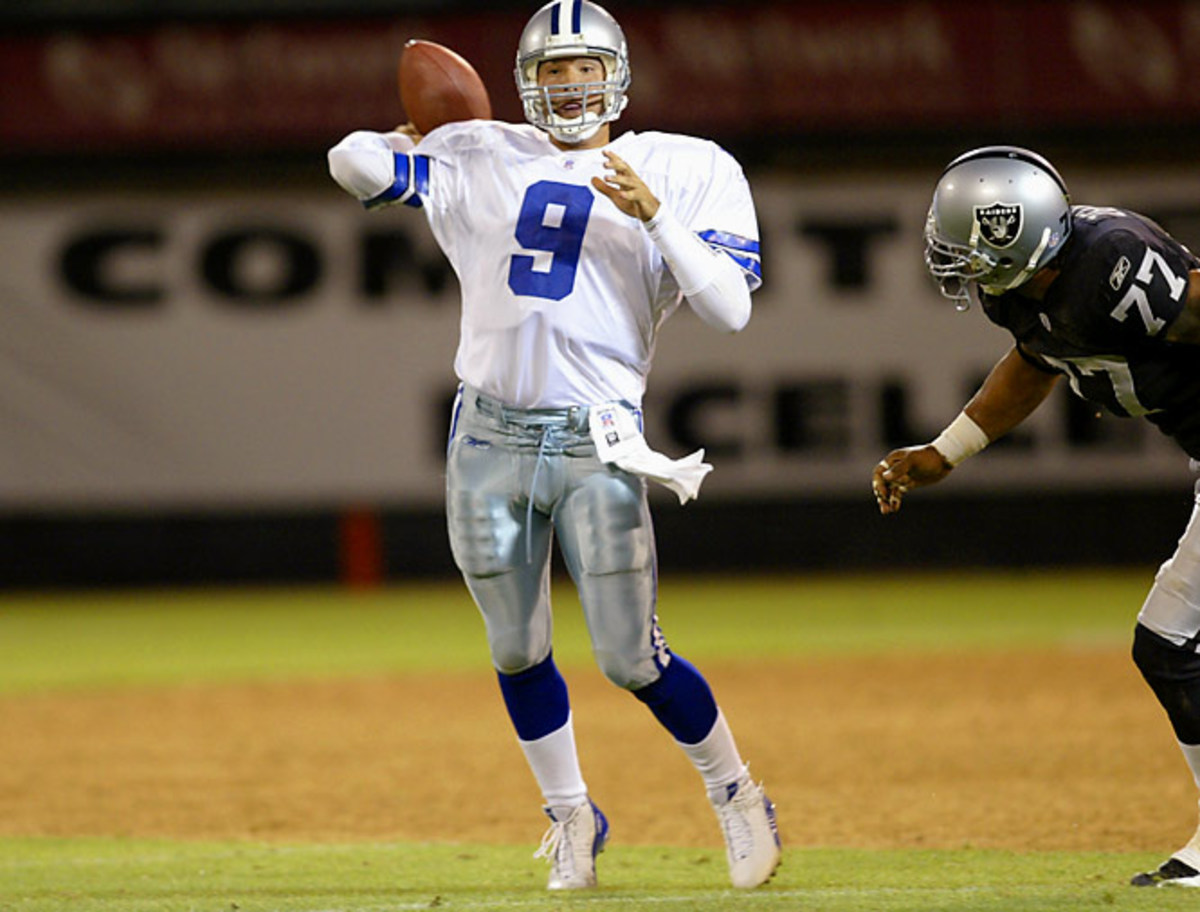 30 Aug 2004 - Tony Romo (9) of the Dallas Cowboys turns to hand off in the