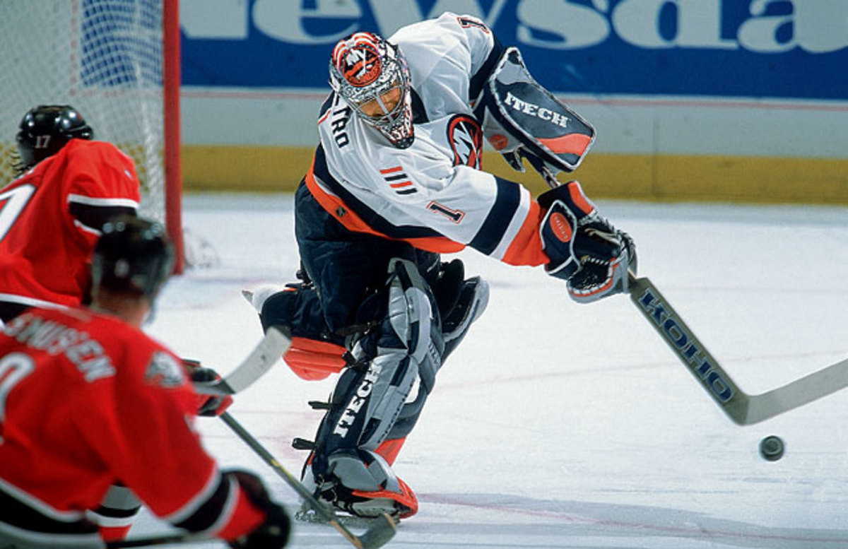 Rick DiPietro battled depression during struggles, says Isles