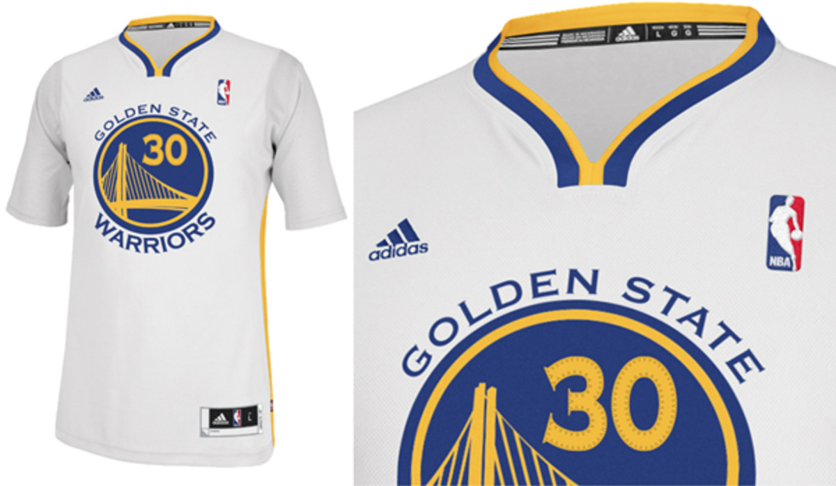 Photos: Golden State Warriors unveil white, sleeved alternate jerseys -  Sports Illustrated