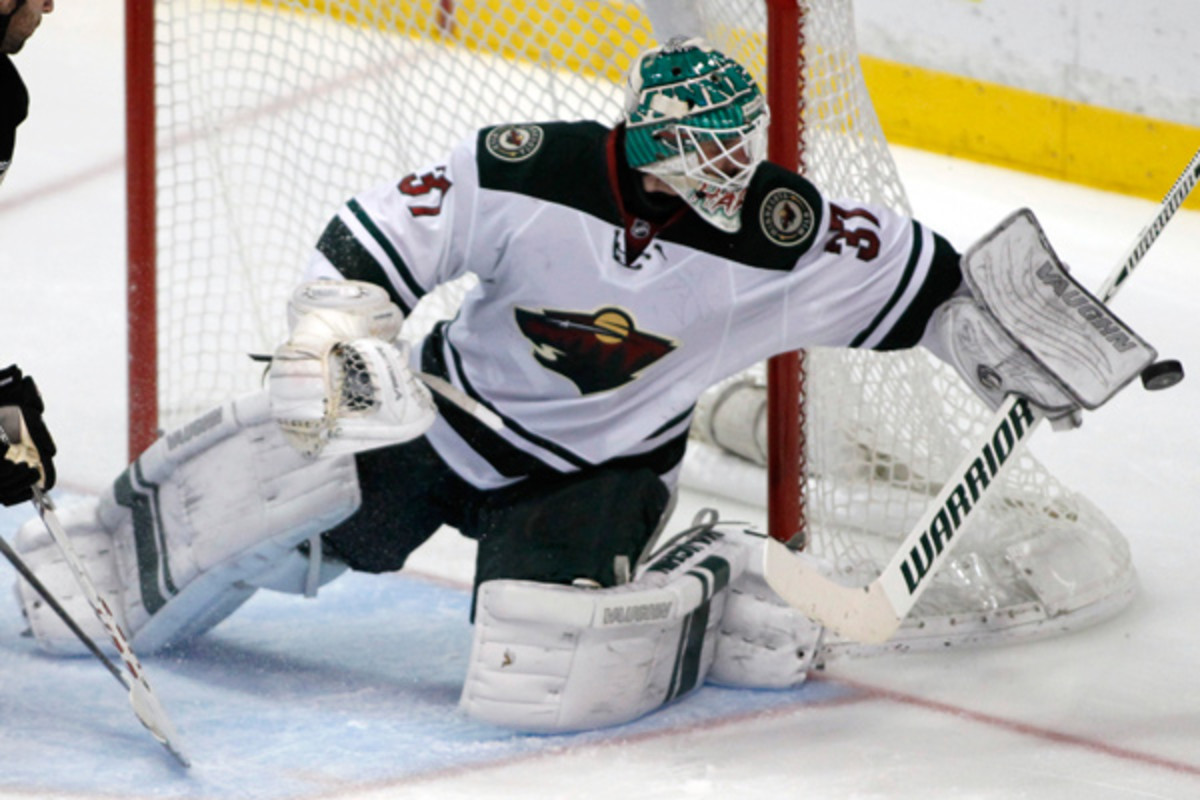 Despite being diagnosed with Multiple Sclerosis, Minnesota Wild goalie Josh Harding is having a career-best season. (Alex Gallardo/AP)