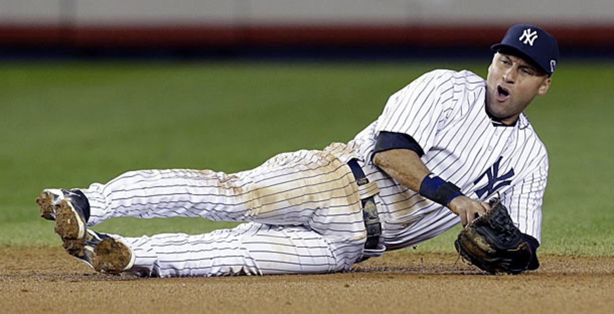 Derek Jeter breaks ankle in ALCS, out for postseason - CBS News